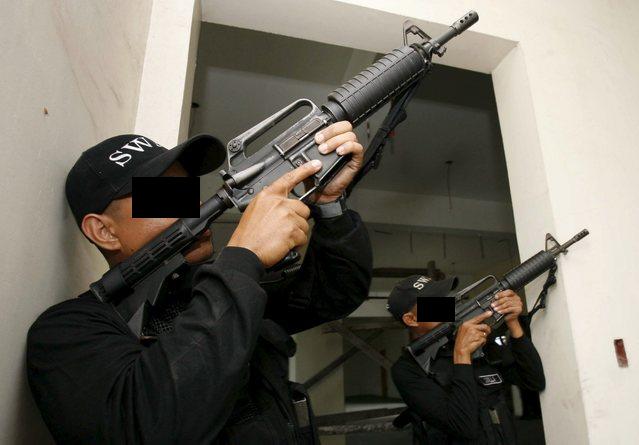 Manila20SWAT20(10jan07202).jpg