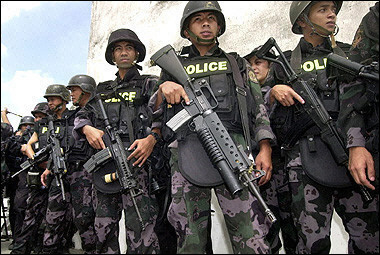 Manila20prison20siege20(15mar05202).jpg