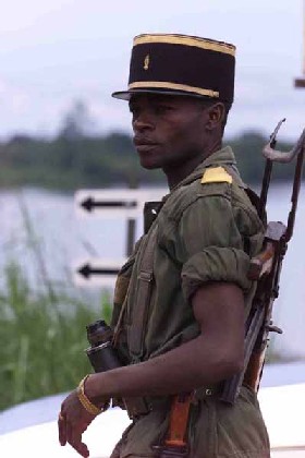 gabon-gendarme-2.jpg