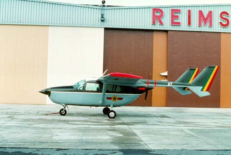 Senegal_Remis-Cessna-337.jpg